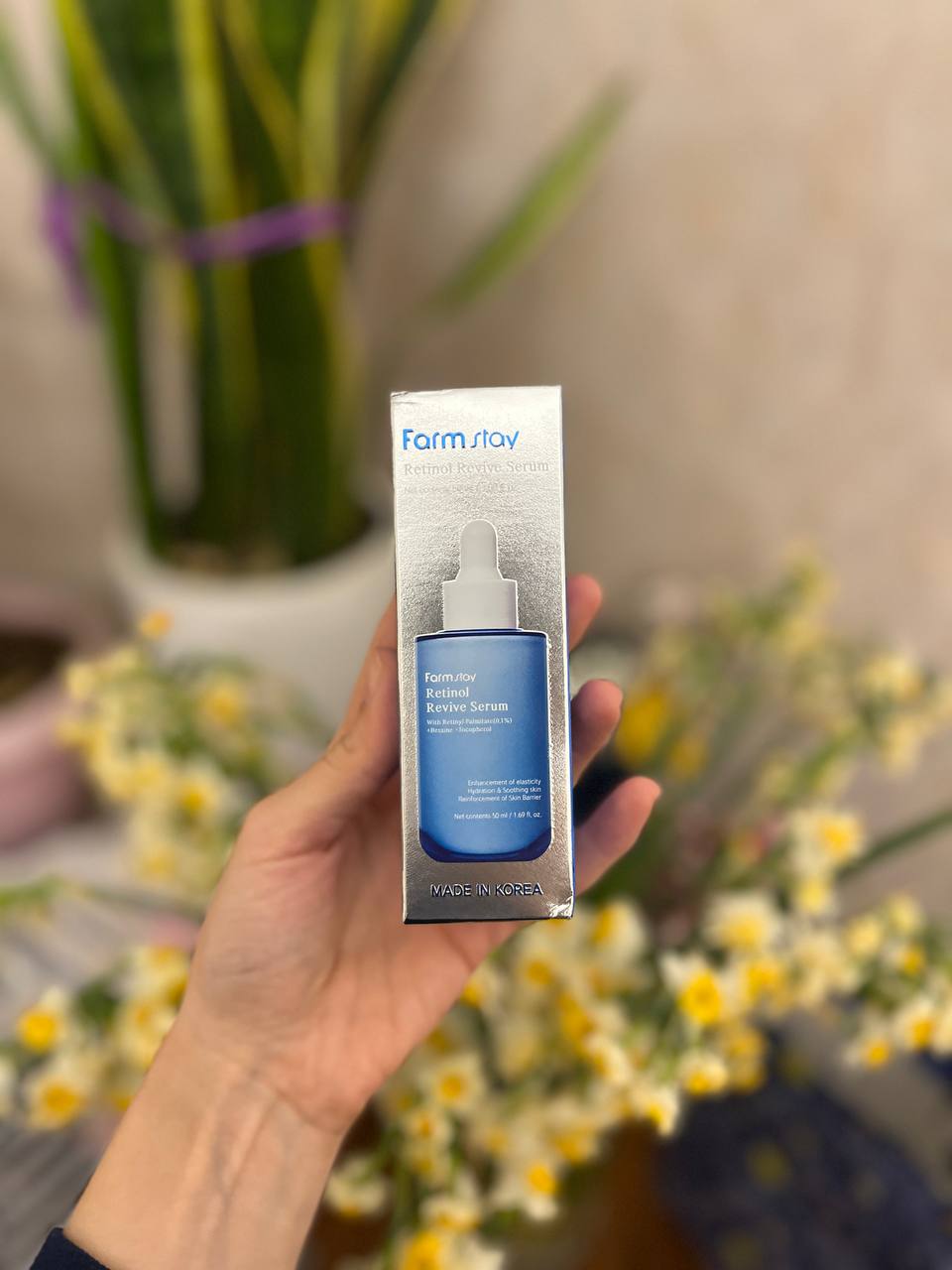 به جای کنار گذاشتن رتینول به عنوان یک اکتیو با تاثیرات جوانی‌بخش و شفافیت عالی باید یک گزینه باکیفیت انتخاب کرد 🙂‍↔️